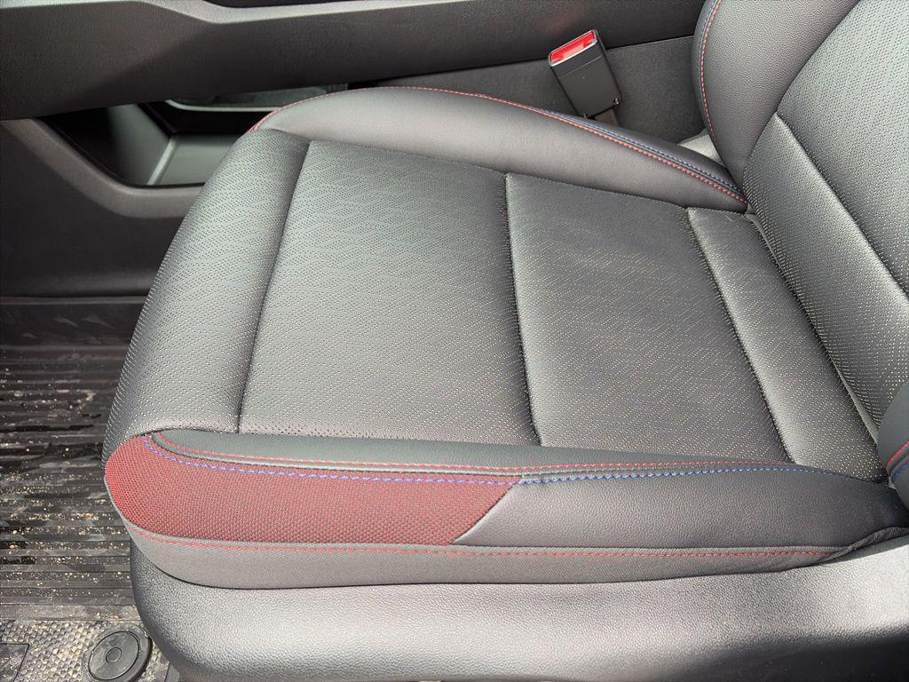 new 2026 Chevrolet Equinox car, priced at $37,618