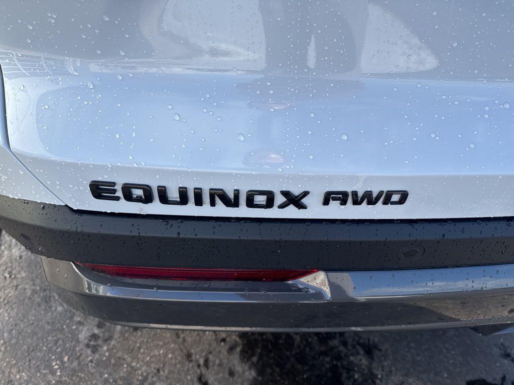 new 2026 Chevrolet Equinox car, priced at $39,679