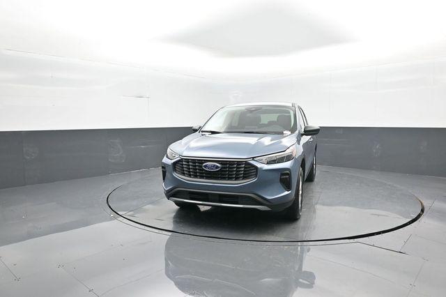 new 2026 Ford Escape car, priced at $28,559