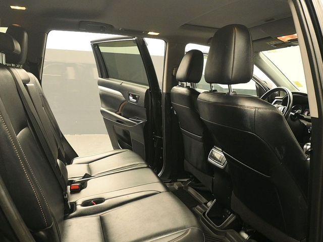 used 2019 Toyota Highlander Hybrid car, priced at $27,752