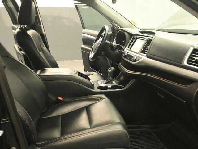 used 2019 Toyota Highlander Hybrid car, priced at $27,752