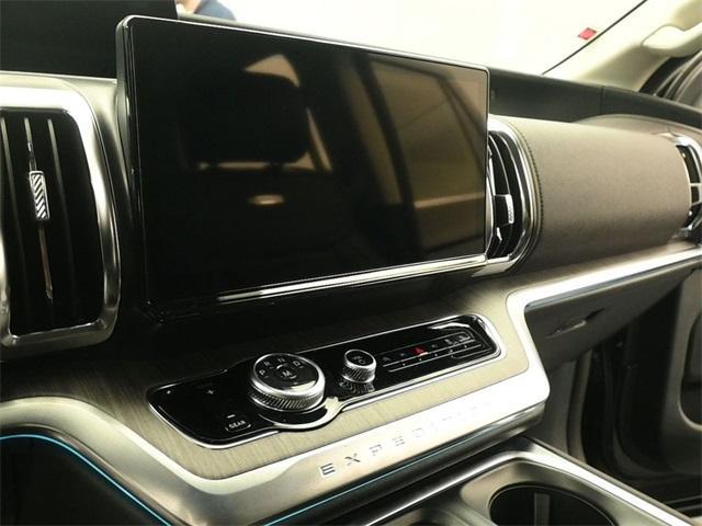 new 2025 Ford Expedition Max car, priced at $87,553