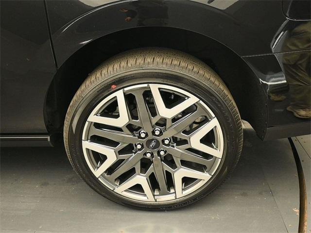 new 2025 Ford Expedition Max car, priced at $87,553