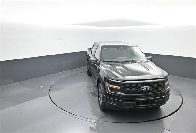 new 2025 Ford F-150 car, priced at $43,372