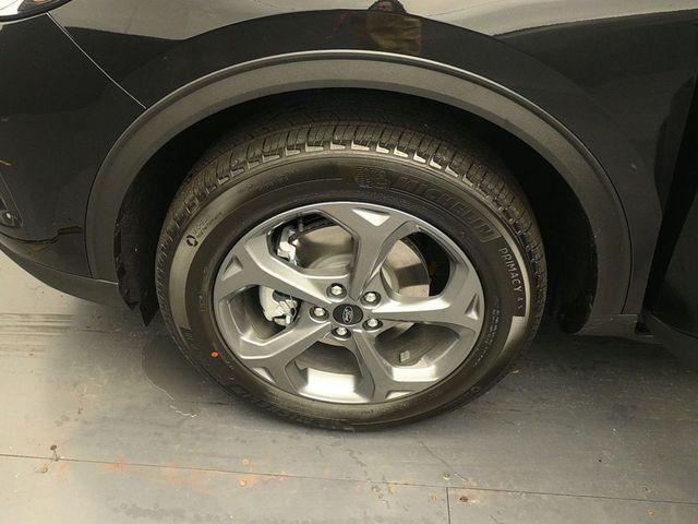 new 2026 Ford Escape car, priced at $30,669