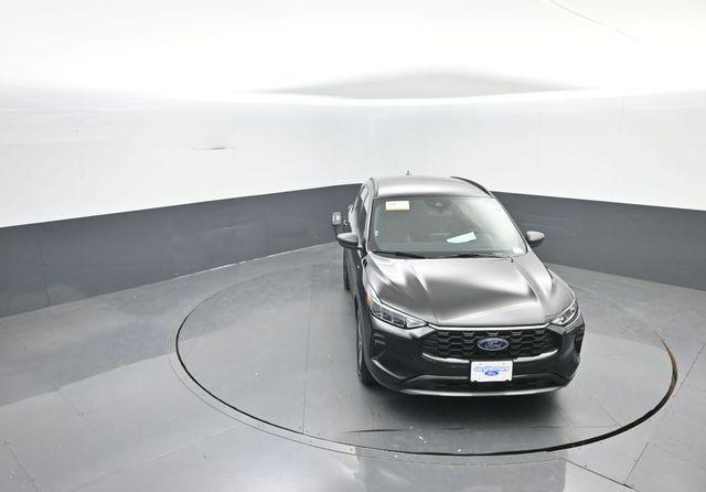 used 2023 Ford Escape car, priced at $21,832