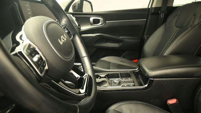 used 2022 Kia Sorento car, priced at $26,236