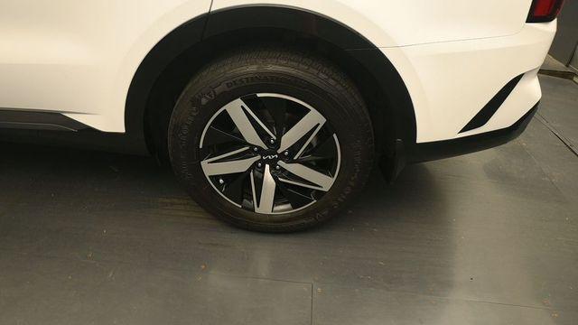 used 2022 Kia Sorento car, priced at $26,236
