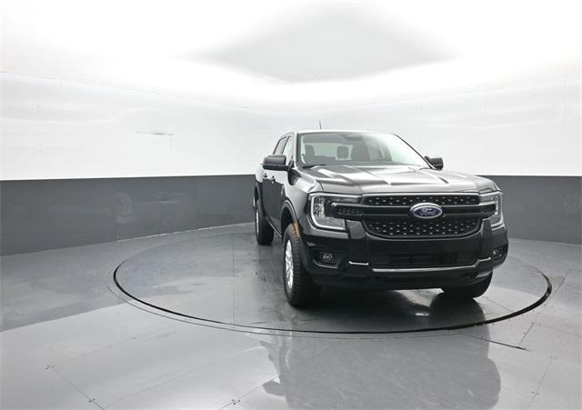 new 2025 Ford Ranger car, priced at $36,504