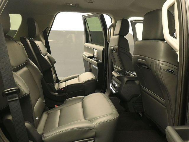 new 2026 Ford Expedition car, priced at $70,600