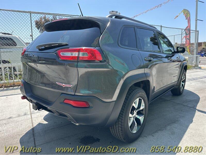 used 2015 Jeep Cherokee car, priced at $10,489
