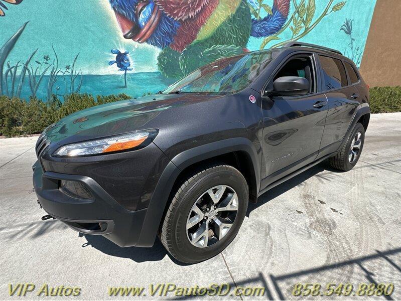 used 2015 Jeep Cherokee car, priced at $10,489
