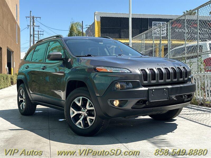 used 2015 Jeep Cherokee car, priced at $10,489