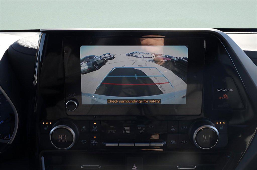 new 2026 Toyota Highlander Hybrid car, priced at $49,768