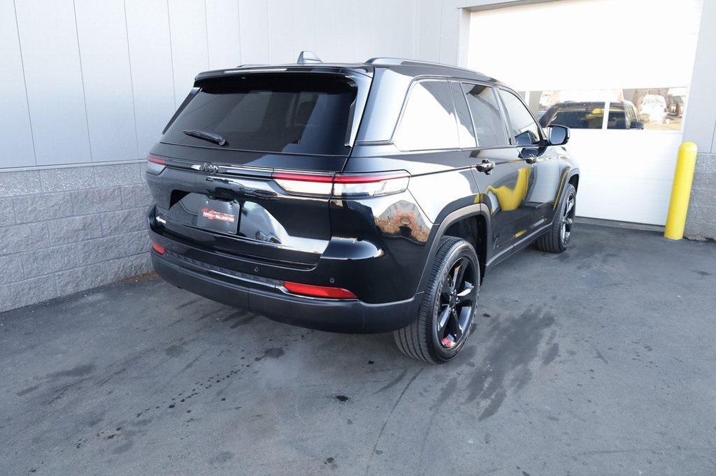 used 2023 Jeep Grand Cherokee car, priced at $33,925