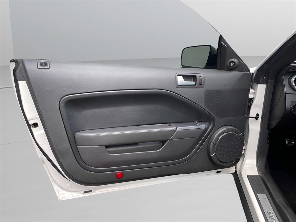 2009 Performance White Clearcoat Ford Shelby GT500