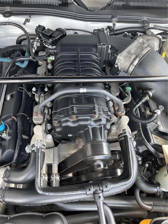 2009 Performance White Clearcoat Ford Shelby GT500