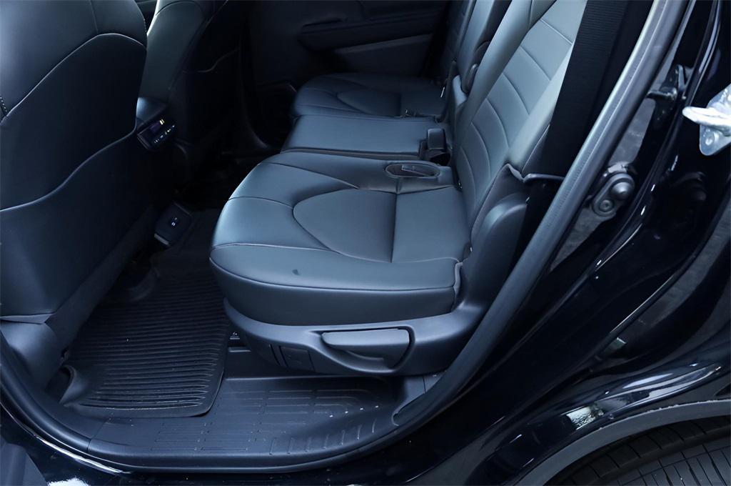 used 2022 Toyota Highlander car, priced at $37,525