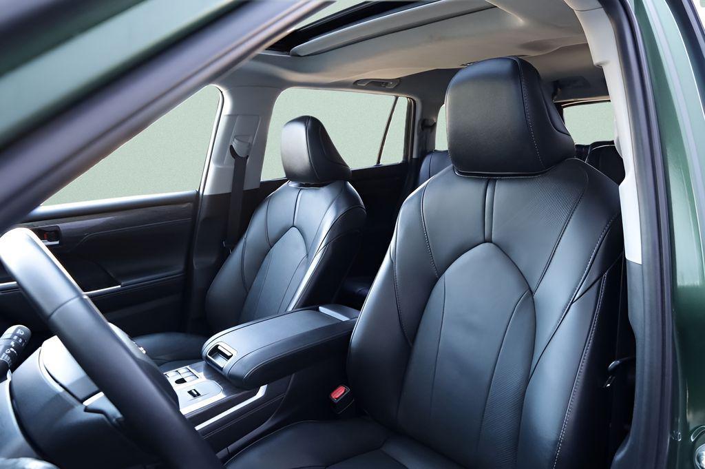 used 2023 Toyota Highlander Hybrid car, priced at $44,925