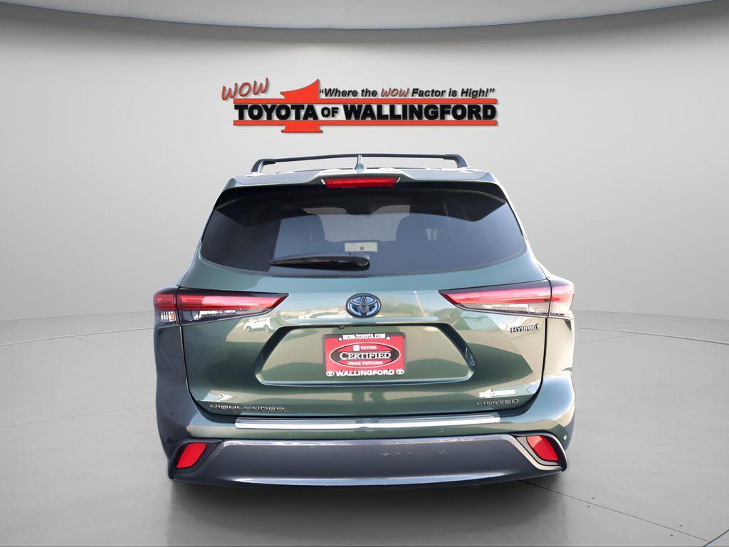 used 2023 Toyota Highlander Hybrid car, priced at $44,925