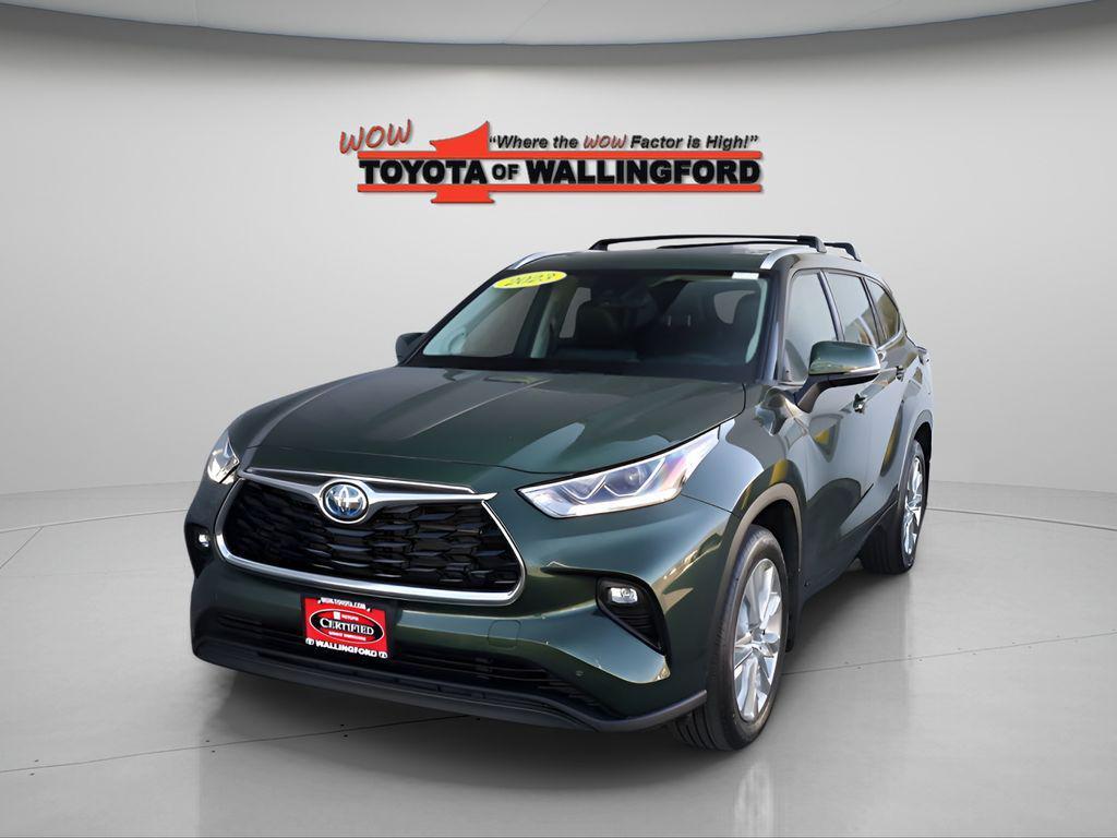 used 2023 Toyota Highlander Hybrid car, priced at $44,925