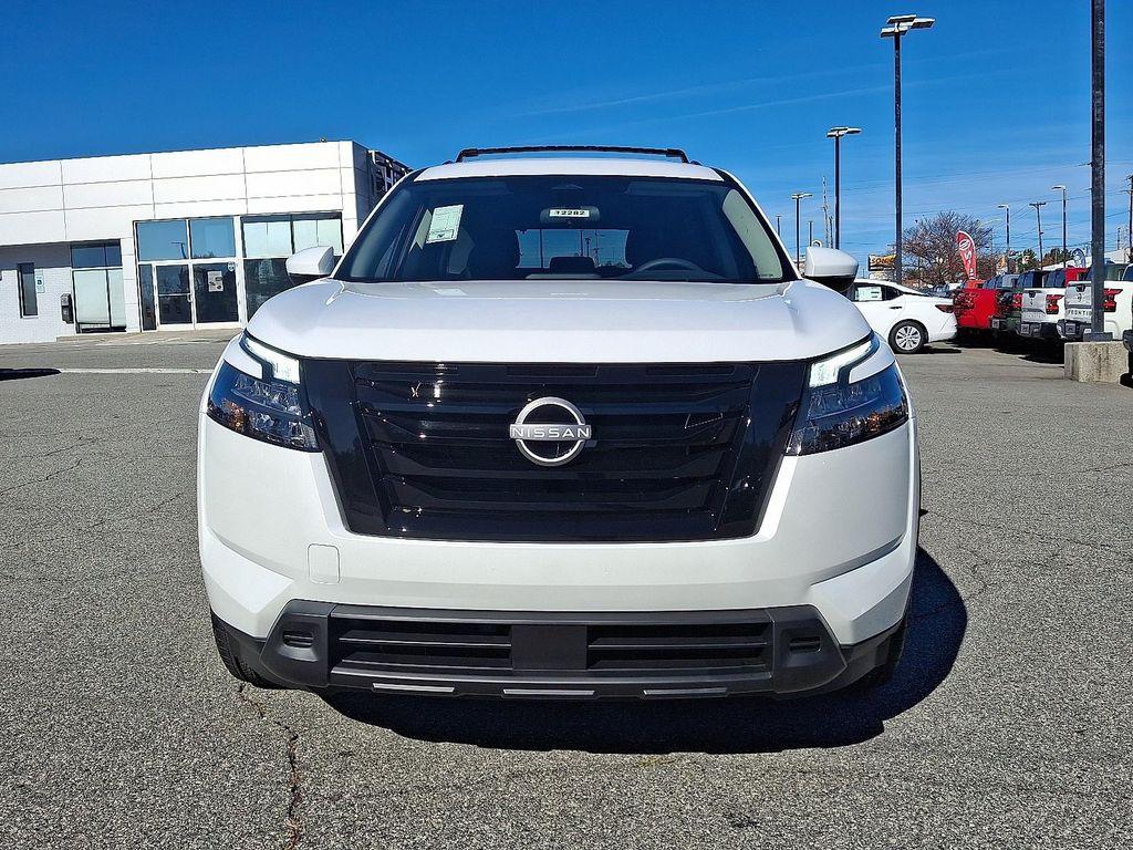 new 2025 Nissan Pathfinder car, priced at $40,579