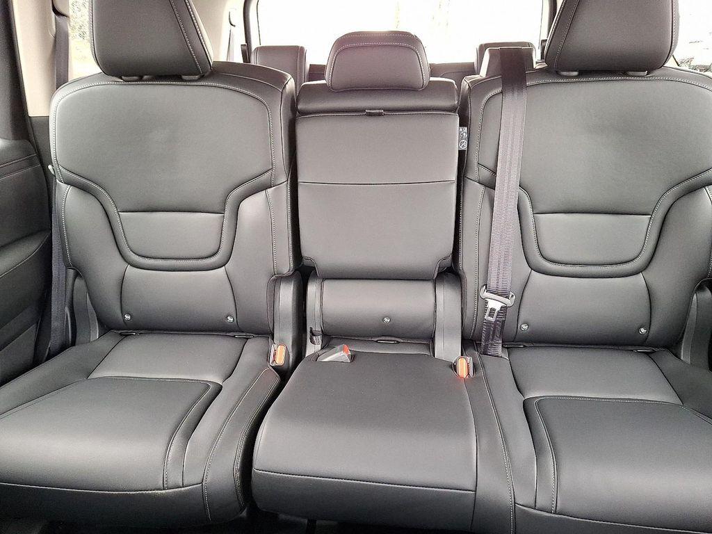 new 2026 Nissan Armada car, priced at $60,133