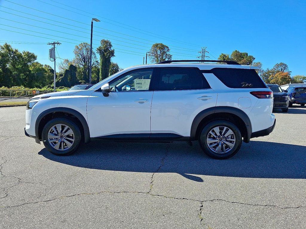 new 2025 Nissan Pathfinder car, priced at $41,679