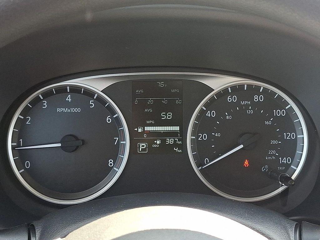 new 2025 Nissan Kicks car, priced at $19,879