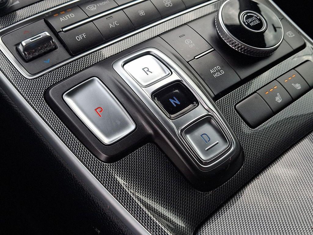 used 2023 Hyundai Santa Fe car, priced at $19,656