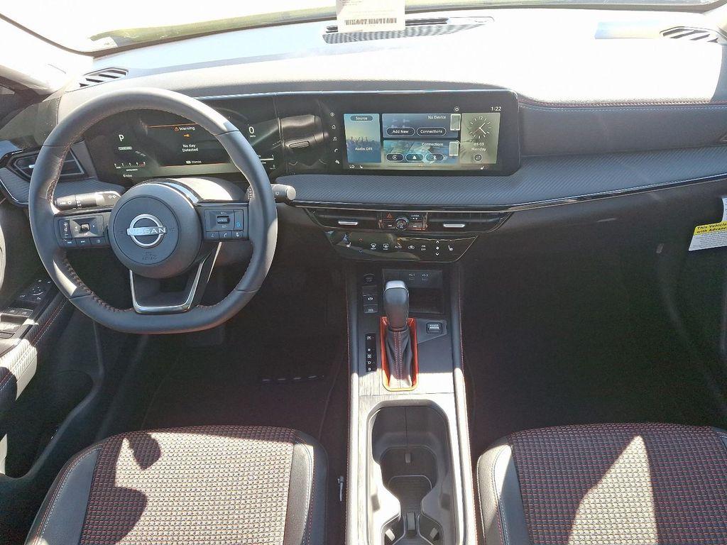 new 2025 Nissan Kicks car, priced at $29,979