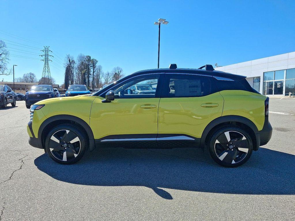 new 2025 Nissan Kicks car, priced at $29,979