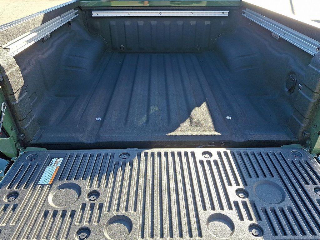 new 2026 Nissan Frontier car, priced at $39,283