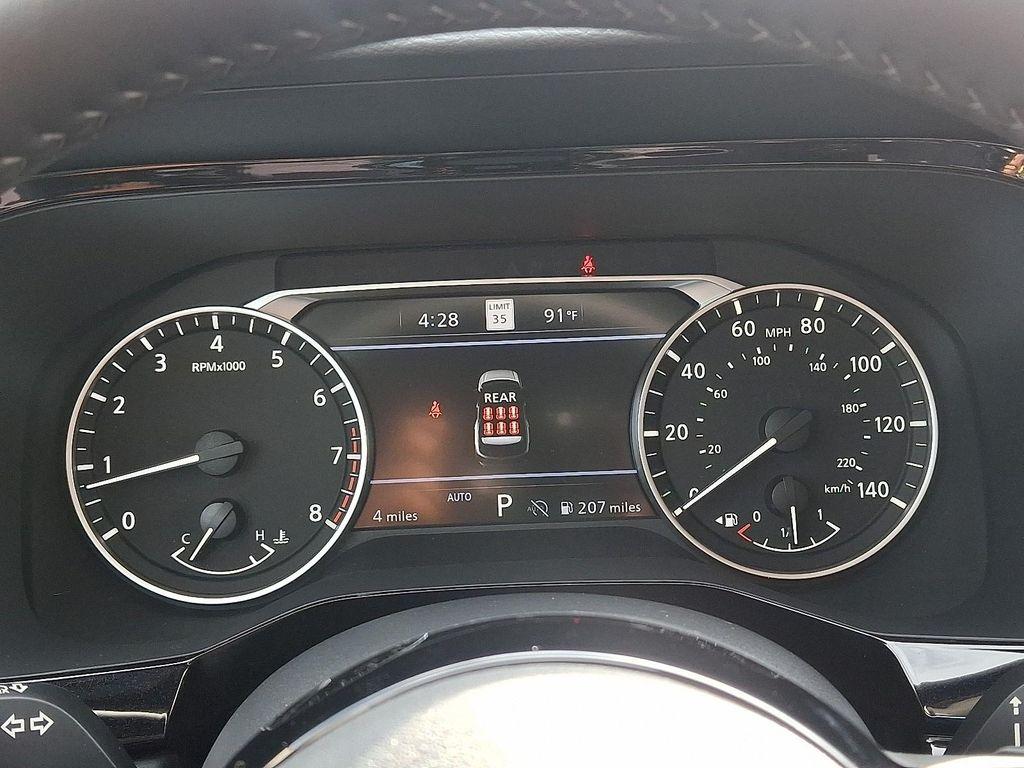 new 2025 Nissan Pathfinder car, priced at $39,979