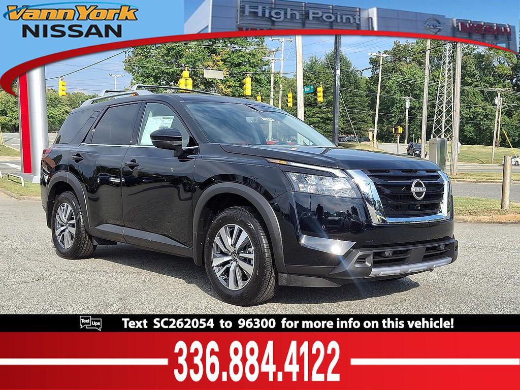 new 2025 Nissan Pathfinder car, priced at $39,979