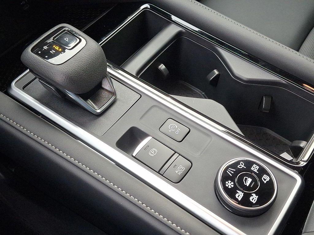 new 2026 Nissan Pathfinder car, priced at $46,979