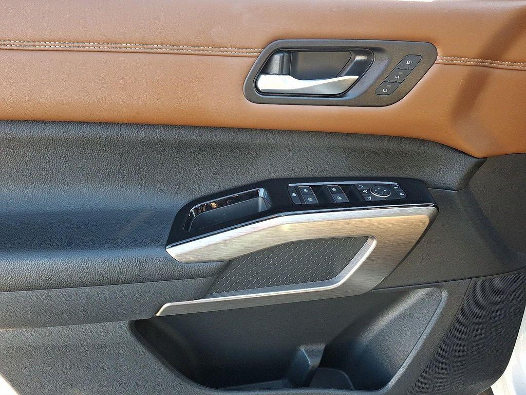 used 2024 Nissan Pathfinder car, priced at $34,781