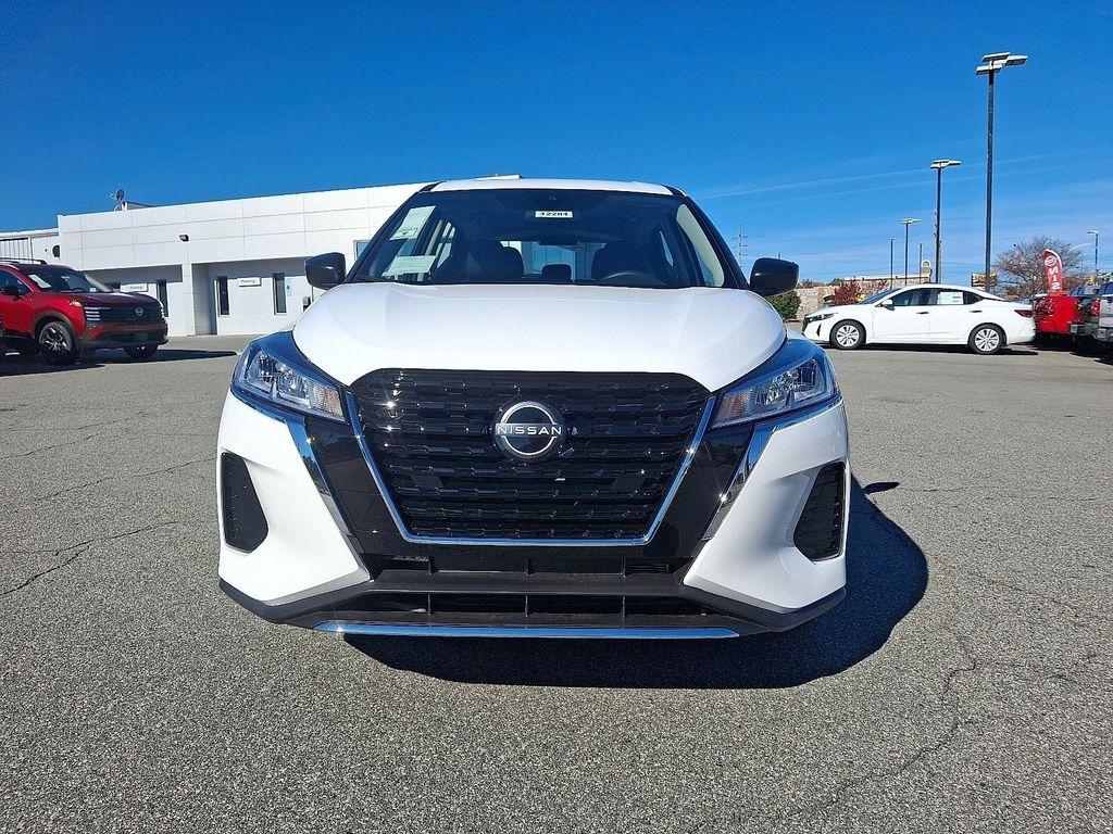 new 2025 Nissan Kicks car, priced at $19,879
