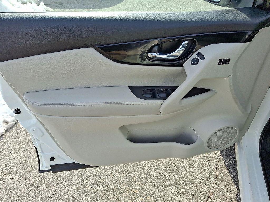 used 2022 Nissan Rogue Sport car, priced at $21,781