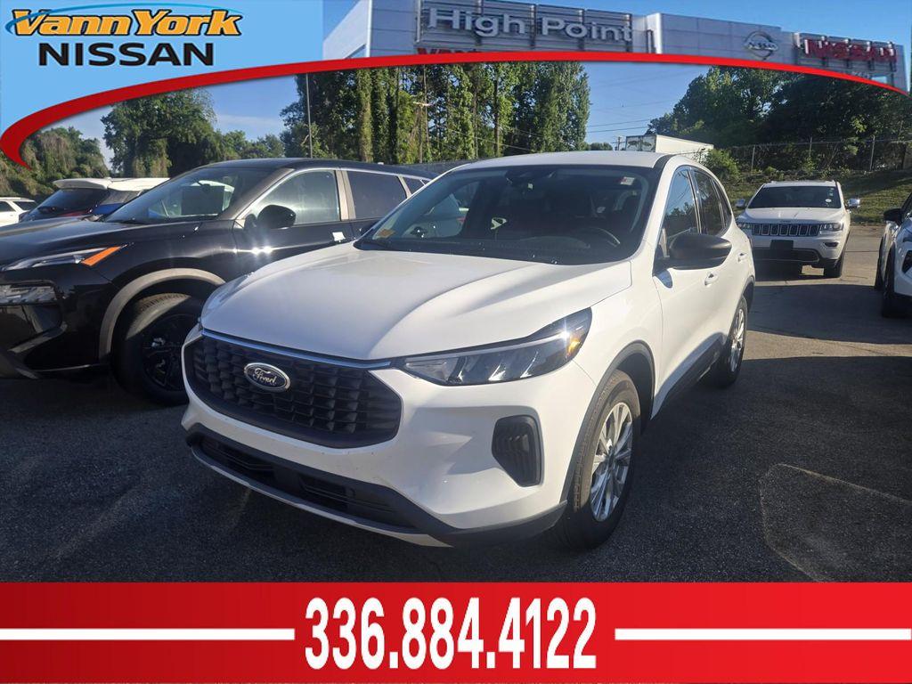 used 2024 Ford Escape car, priced at $25,794