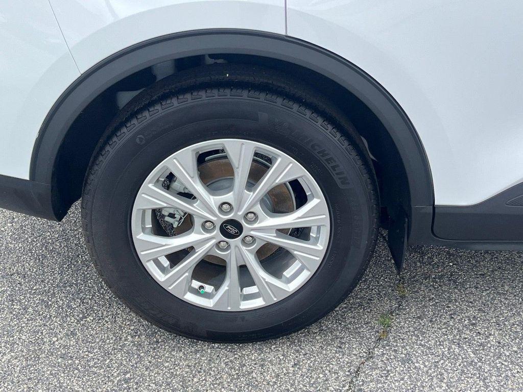 used 2024 Ford Escape car, priced at $25,278