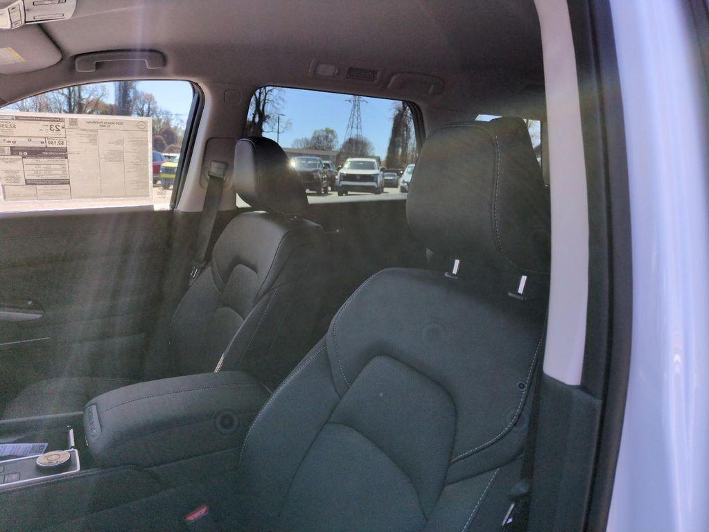 new 2026 Nissan Pathfinder car, priced at $44,258