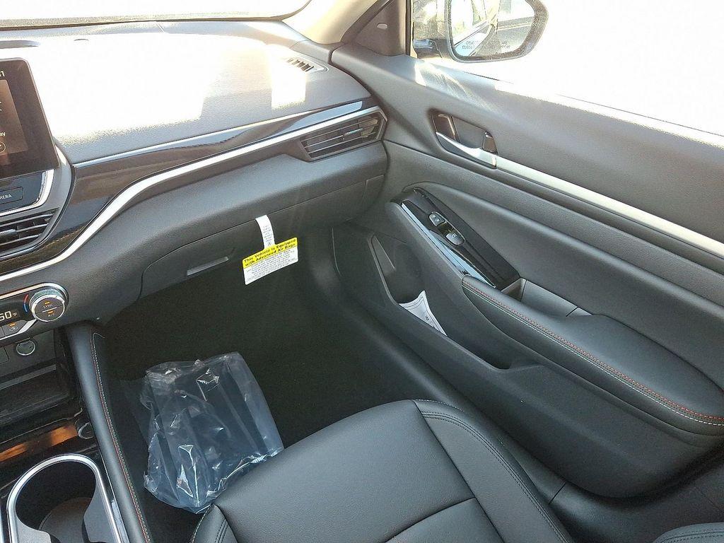 new 2025 Nissan Altima car, priced at $28,579
