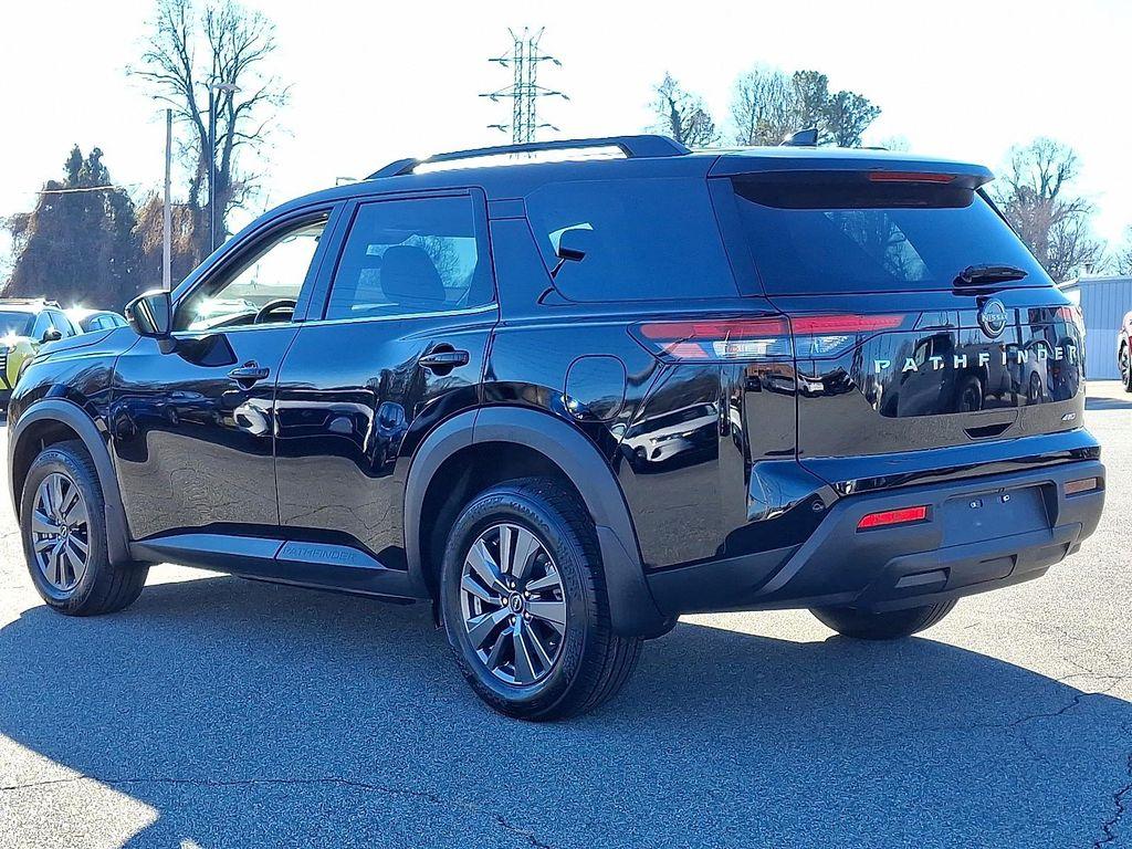 new 2025 Nissan Pathfinder car, priced at $39,155