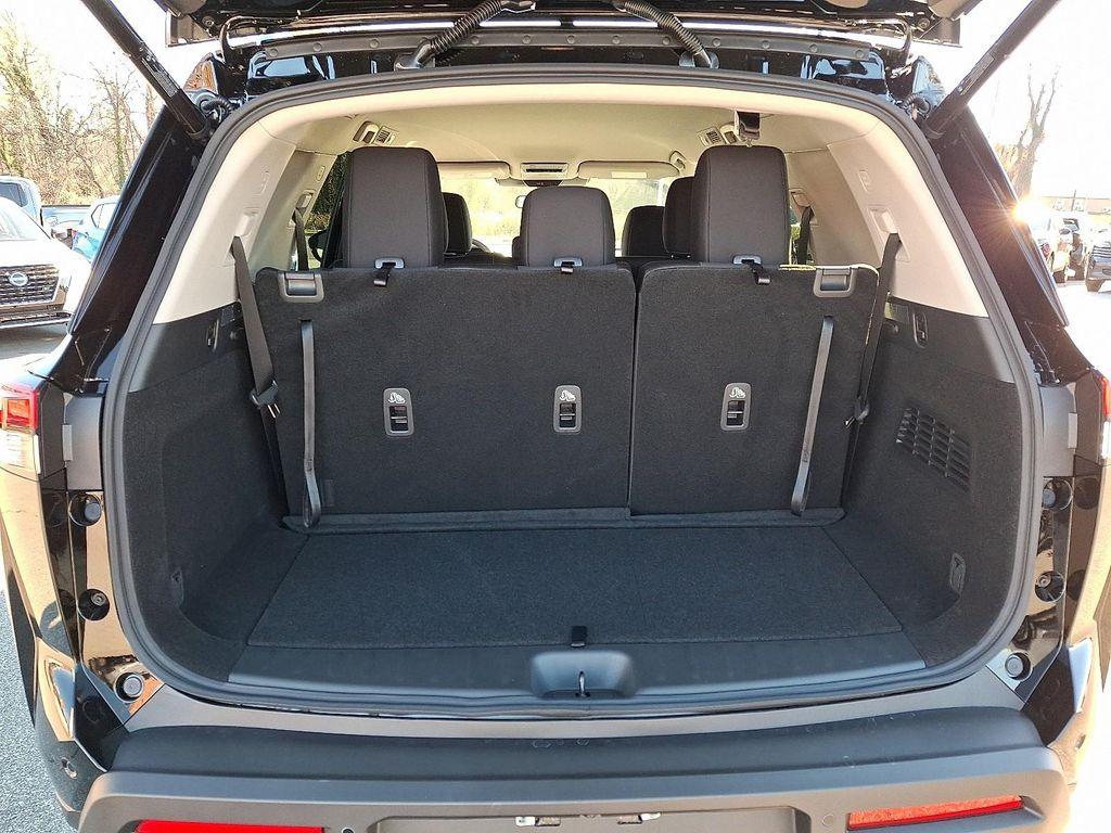 new 2025 Nissan Pathfinder car, priced at $39,155