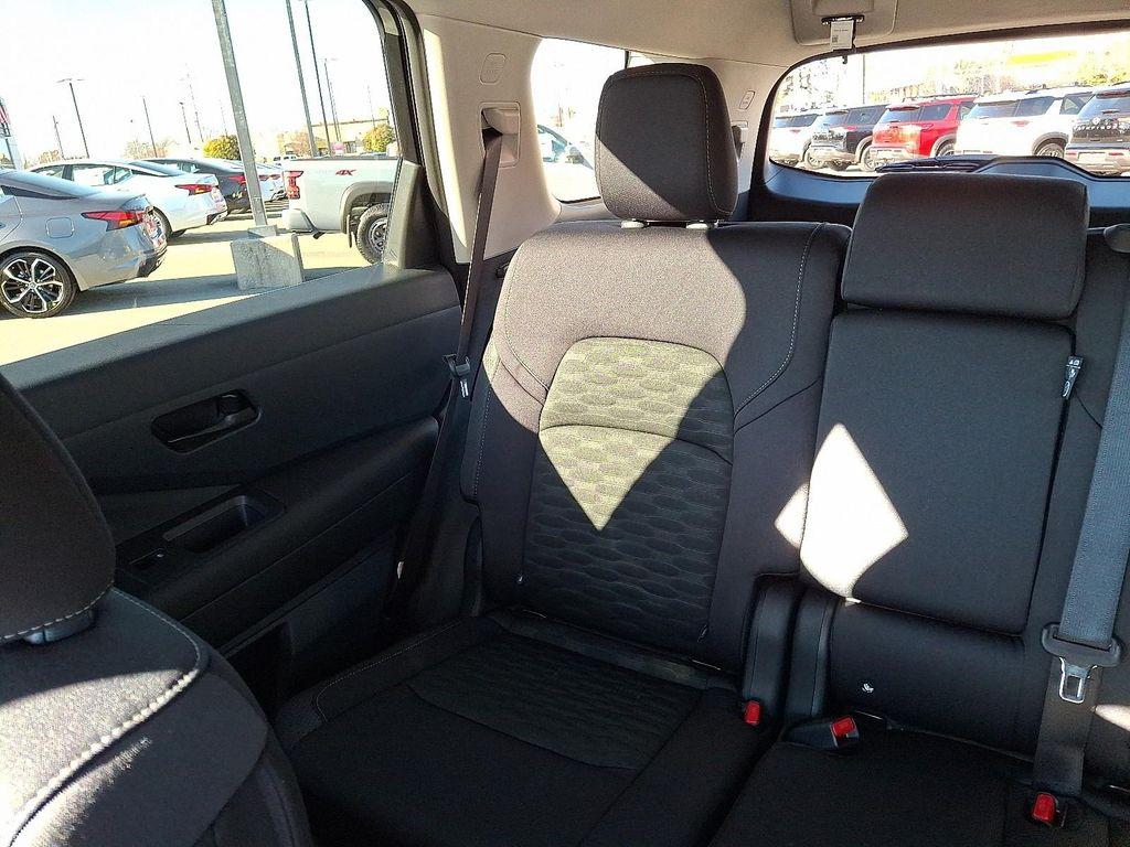 new 2025 Nissan Pathfinder car, priced at $39,155