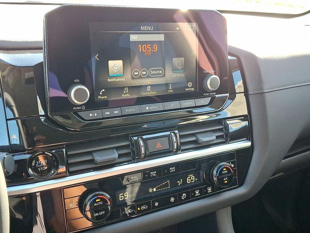 new 2025 Nissan Pathfinder car, priced at $39,779