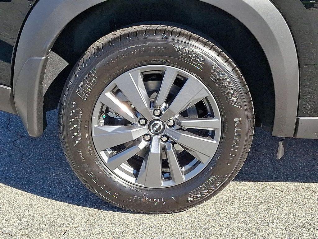 new 2025 Nissan Pathfinder car, priced at $39,779