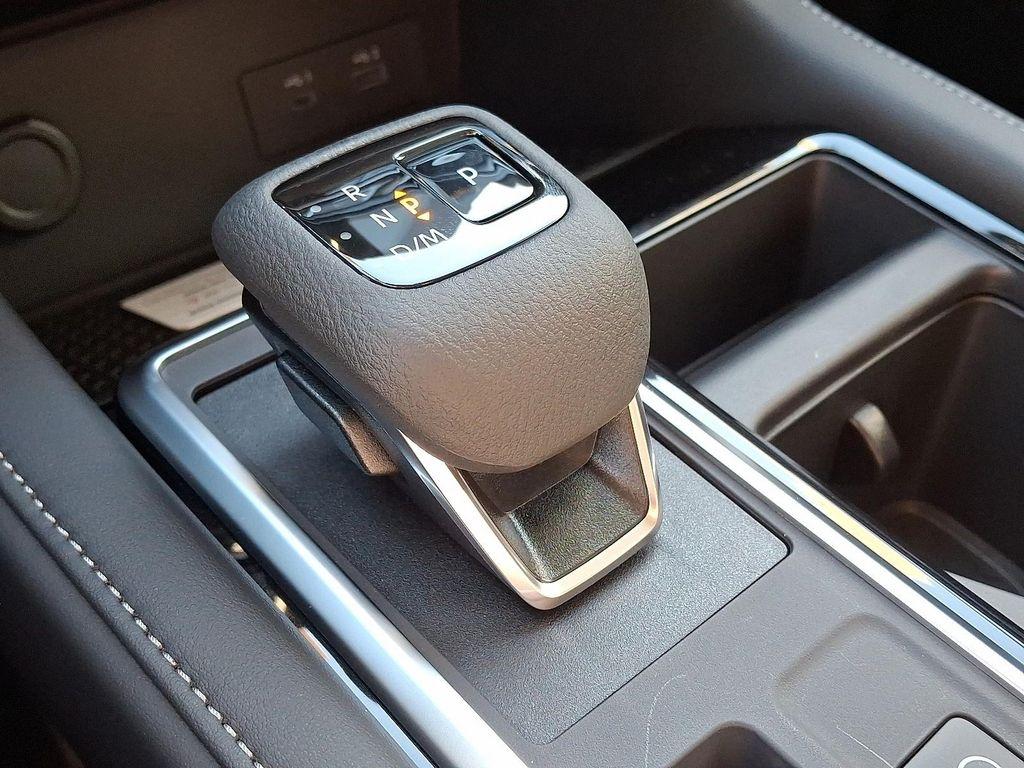 new 2025 Nissan Pathfinder car, priced at $39,779