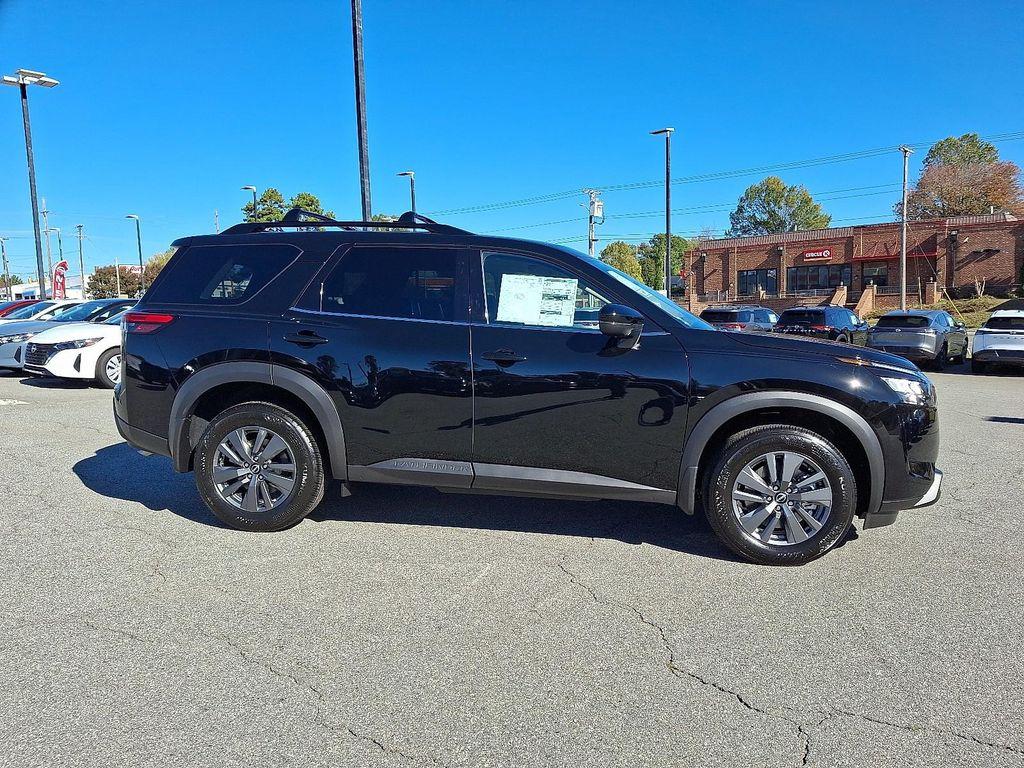 new 2025 Nissan Pathfinder car, priced at $39,779